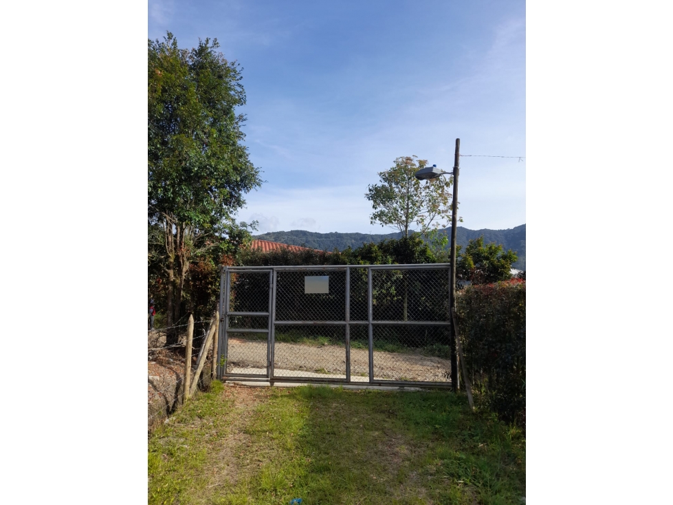 F0324. VENDO! Finca con excelentes espacios en El Carmen de Viboral — foto 6