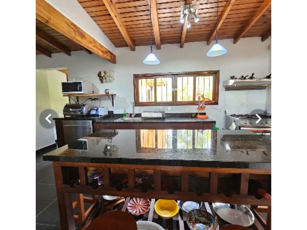 F0333 VENDO! Finca de lujo en la autopista MED-BOG en exclusivo sector — foto 2