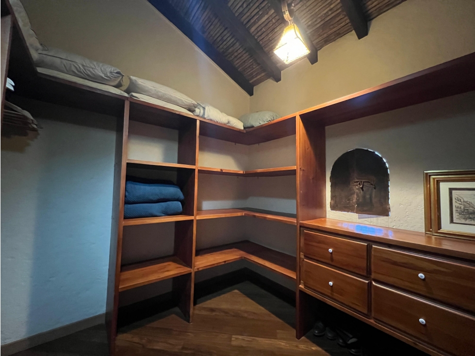 F0350. VENDO! Finca ubicada en Llanogrande con un área de 39.000 mt2 — foto 4