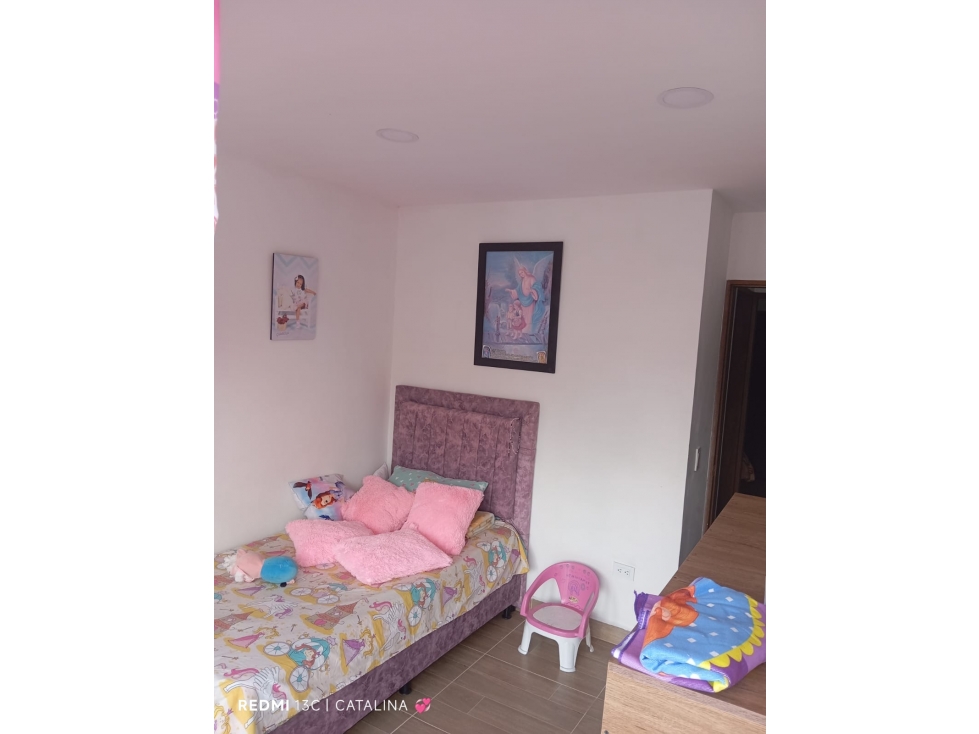 A0524. VENDO! Apartamento segundo nivel en excelente sector en La Ceja — foto 5