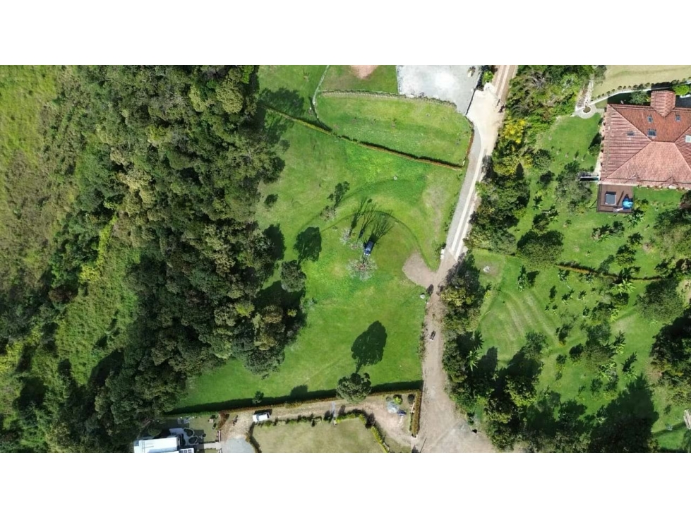 L0313. VENDO! Lote de 3.047m2 en parcelación a 7 minutos de Guatapé — foto 5