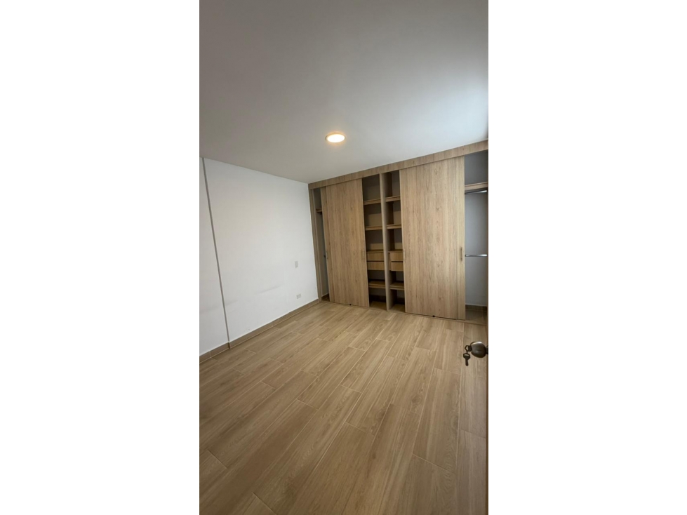 T0827.Alquilo! Apartamento moderno en unidad cerrada en La Ceja — foto 4