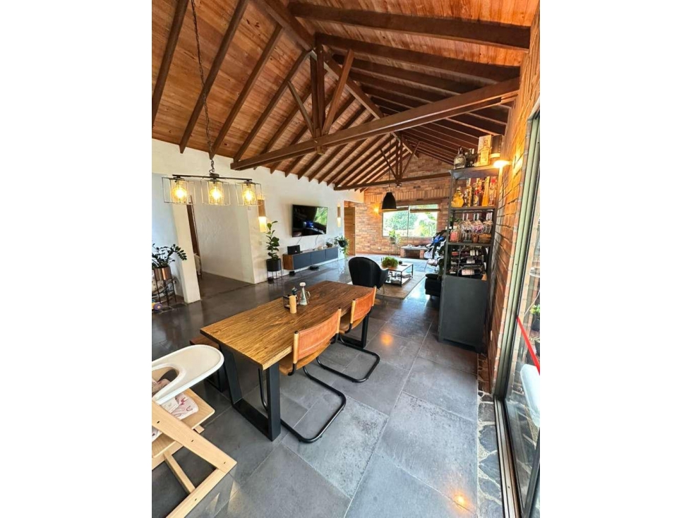 F0384.Casa campestre con acabados de lujo en parcelación del Retiro — foto 4