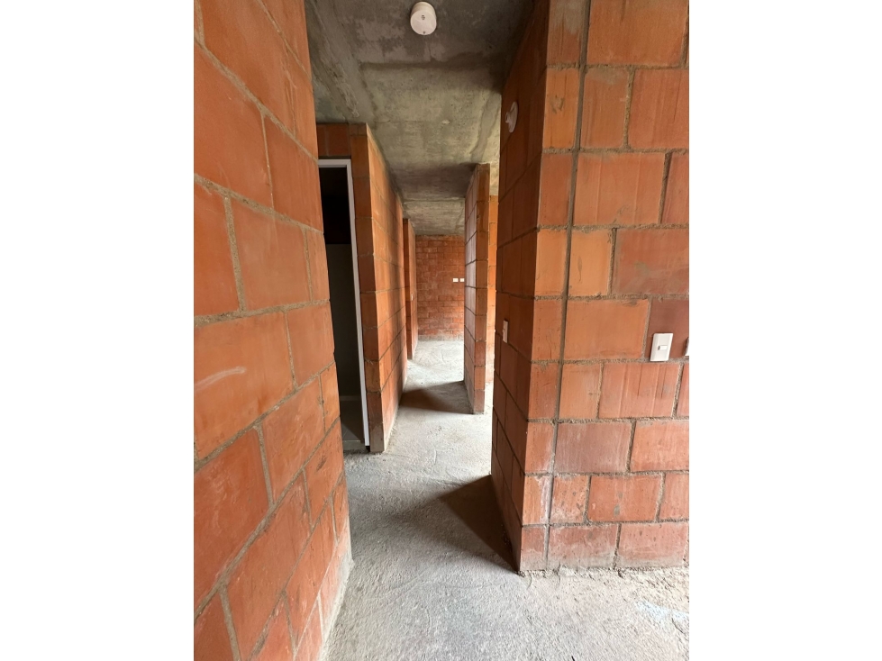 A0598.Apartamento segundo nivel en obra negra en La Ceja — foto 4
