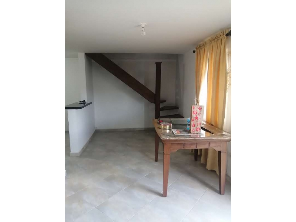 C0459. Casa unifamiliar de 2 niveles con buena ubicación en La Ceja — foto 3
