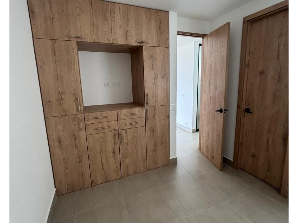 A0616. Apartamento con acabados modernos en La Unión - Ant — foto 4