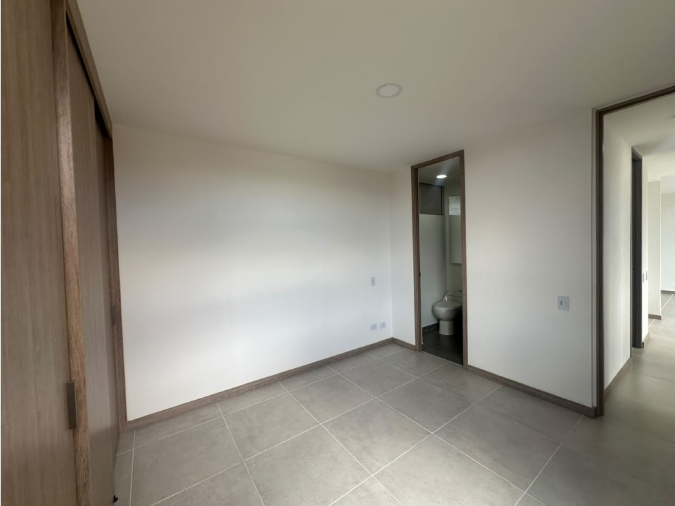 A0620.Apartamento tercer nivel con 64mt2 en unidad cerrada de La Ceja — foto 4