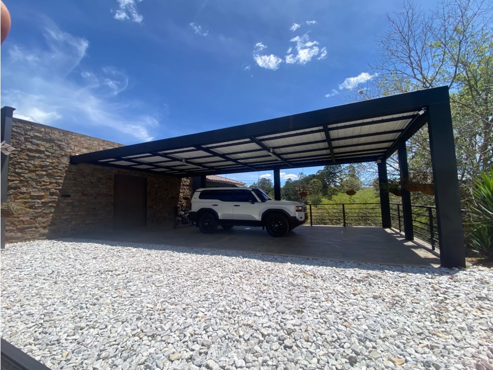 T0900. Finca con área de 1.900mt2 y amplios espacios en Rionegro — foto 4