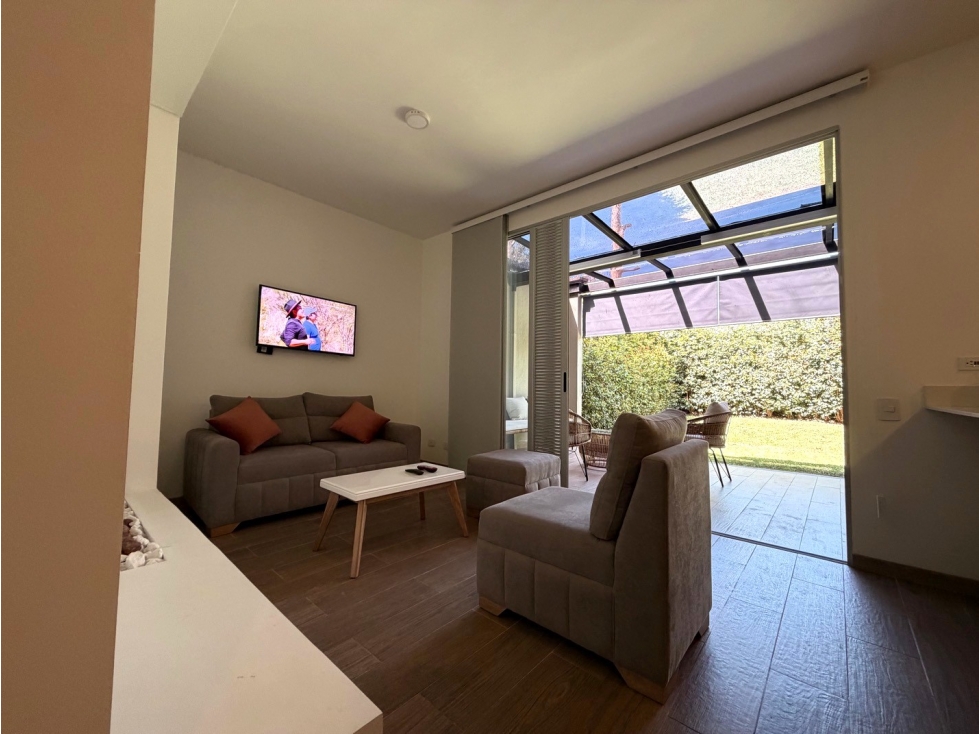 T0911.Casa unifamiliar 130mt2 con jardín en unidad cerrada con piscina — foto 4