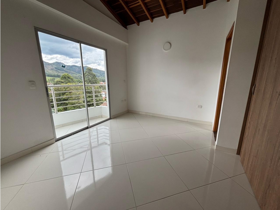 A0633. Apartamento quinto nivel excelente ubicación de La Ceja — foto 4