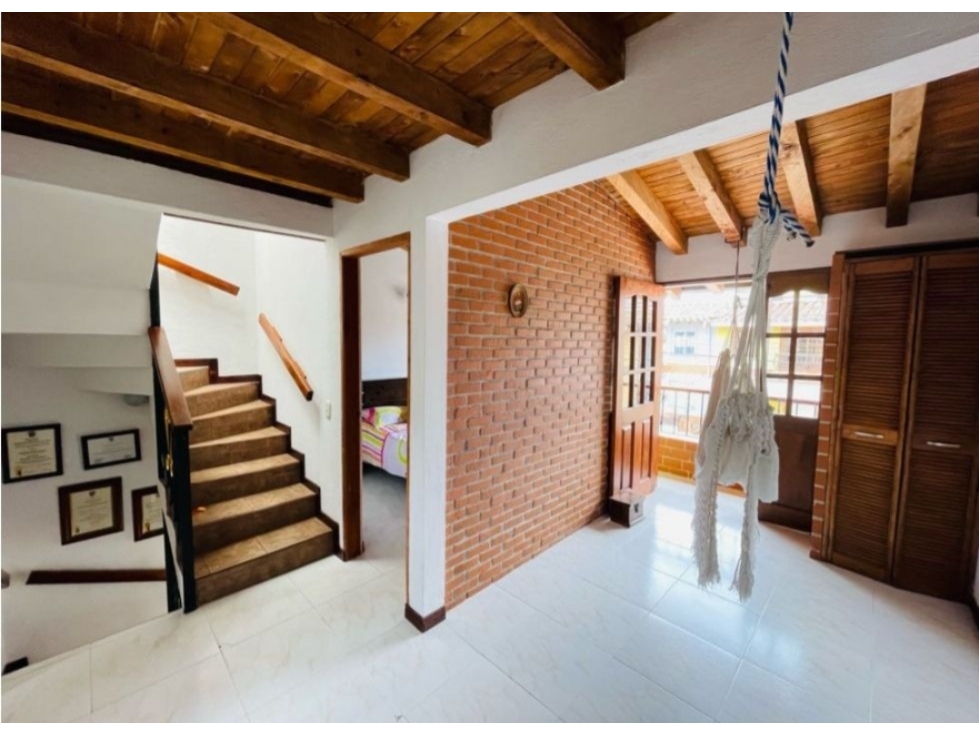 C0489.Casa unifamiliar con mansarda en excelente ubicación de La Ceja — foto 4