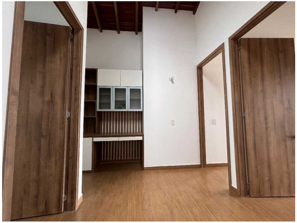 C0297. VENDO! Casa unifamiliar en urbanización cerrada en La Ceja — foto 5