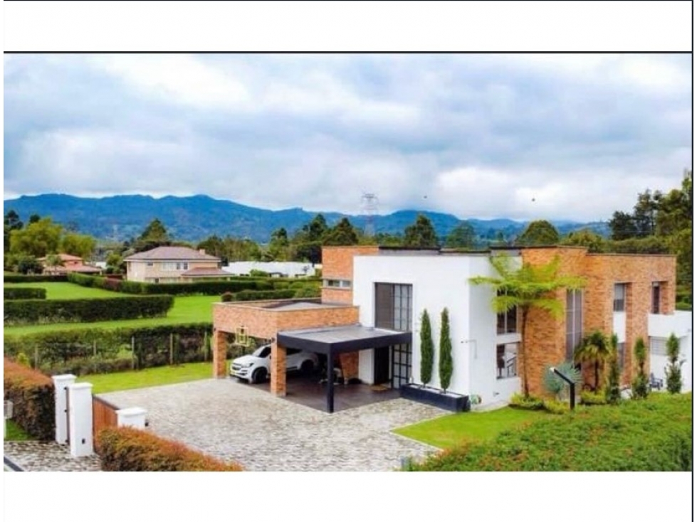 F0277. Venta! Finca con acabados de lujo en Llanogrande