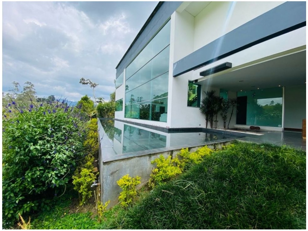 T0614. Alquiler! Finca espectacular en exclusivo sector de Rionegro — foto 2
