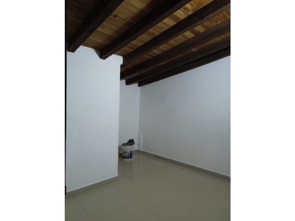 A0442. Vendo! Apartamento con buenos acabados a una cuadra del parque — foto 5