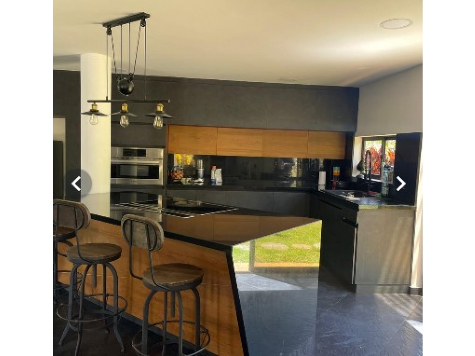 F0337. VENDO! Finca Luxury en exclusivo sector del Retiro — foto 5