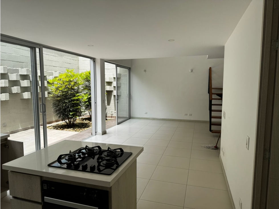 C0419 Vendo! Casa en zona residencial de Rionegro con acabados de Lujo - 5