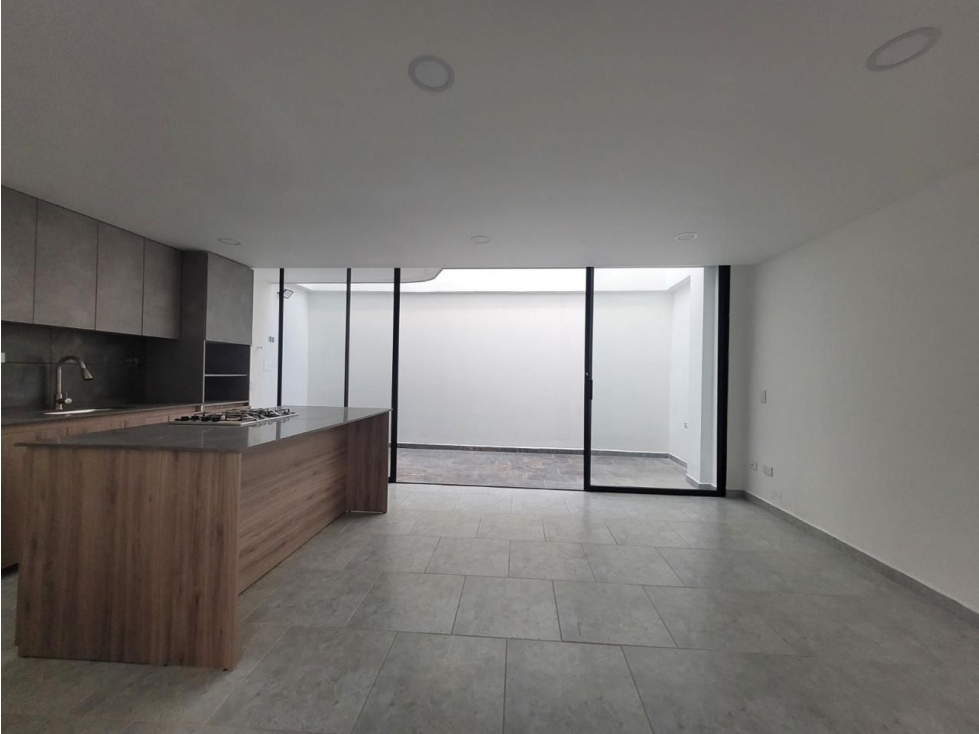 C0424. Vendo! Casa unifamiliar en unidad abierta en La Ceja