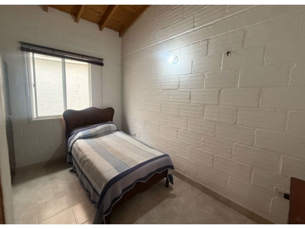 C0448.Vendo!Casa unifamiliar en urbanización abierta de La Ceja — foto 4