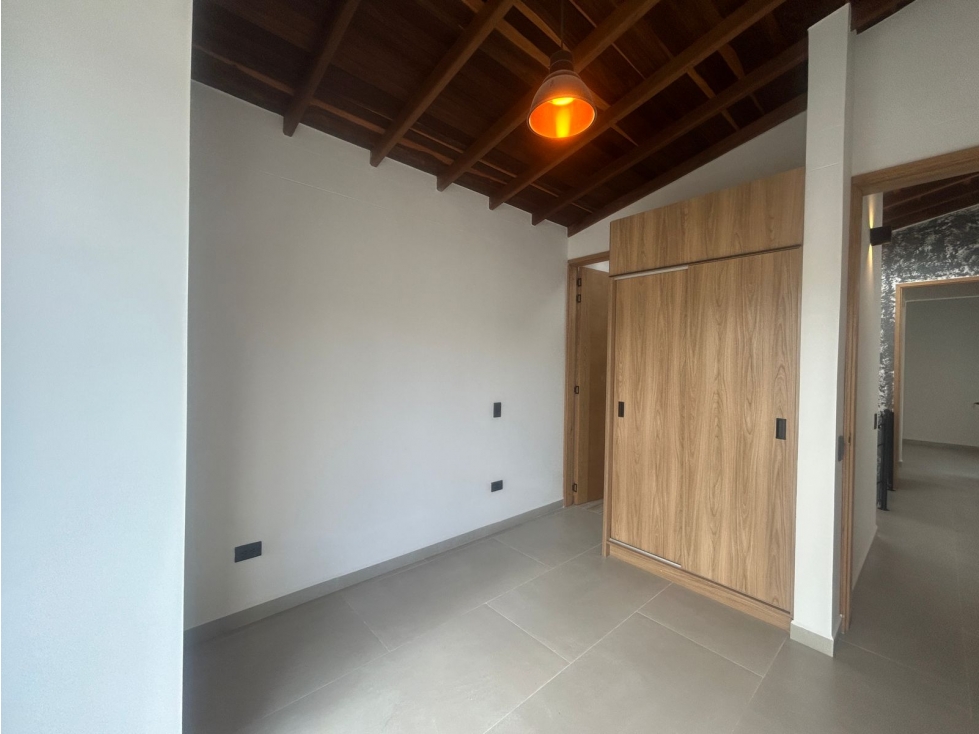 C0443.Casa unifamiliar de acabados de lujo en unidad abierta La Ceja — foto 5