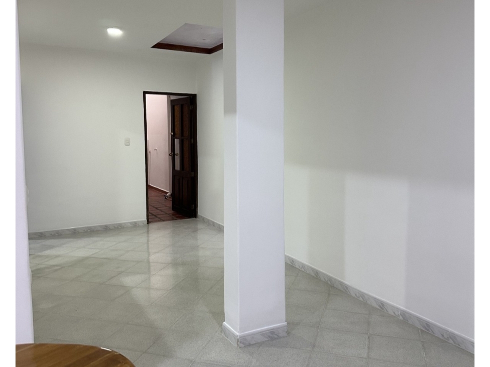 C0465.Casa de 110mt2 a 2 cuadras del parque principal de el Retiro — foto 5