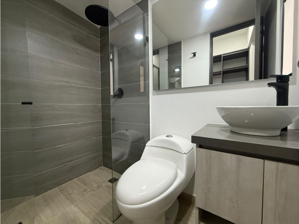 A0627.Apartamento cuarto nivel con 110mt2 en unidad cerrada El Retiro — foto 5