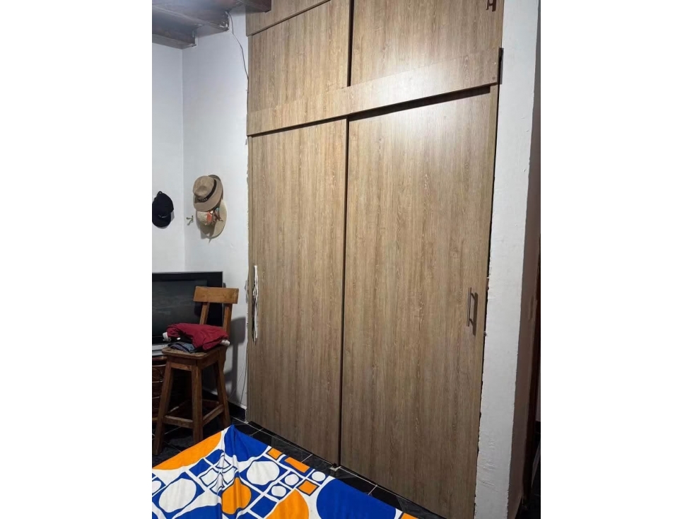 C0486. Casa de 2 niveles con un área de 107mt2 y mansarda en La Ceja — foto 5