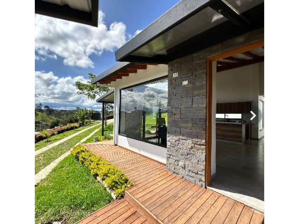 F0332. VENDO! Finca de lujo en exclusiva parcelación — foto 2