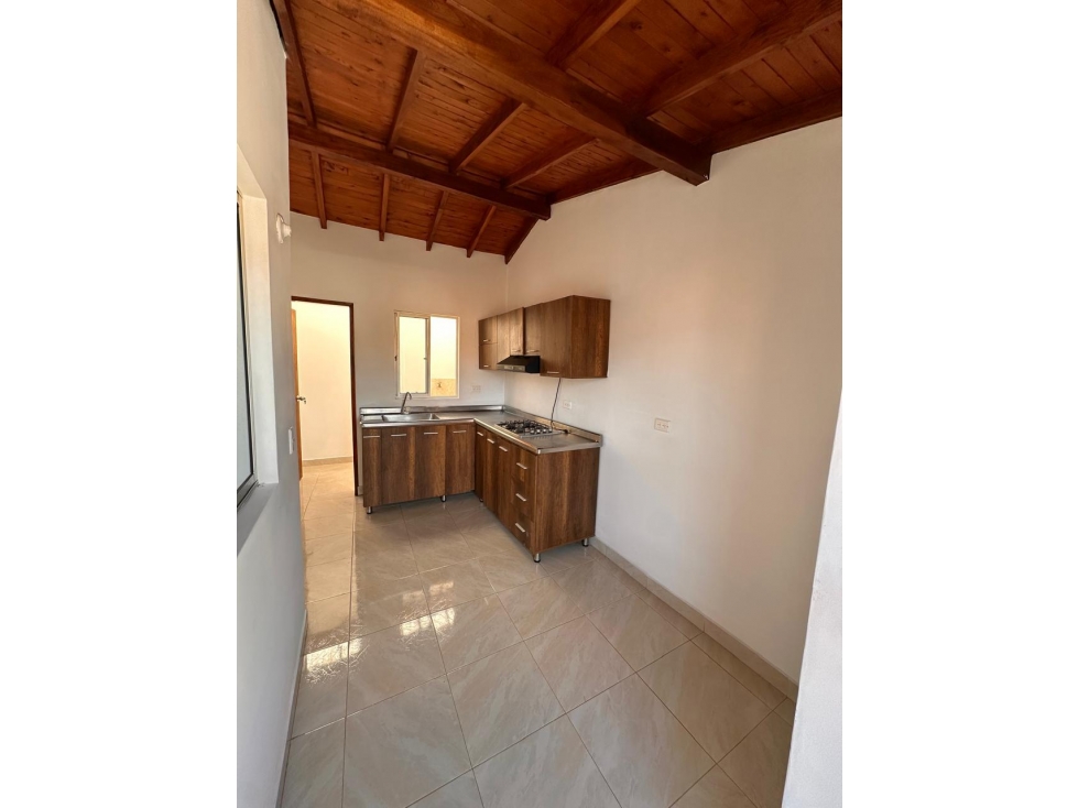 A0489. Vendo! Apartamento tercer nivel en buen sector de La Ceja — foto 2