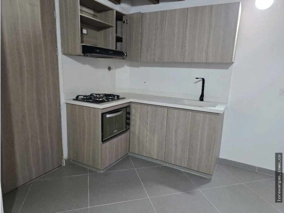 A0606.Aparta estudio dúplex con excelente ubicación en Guatapé