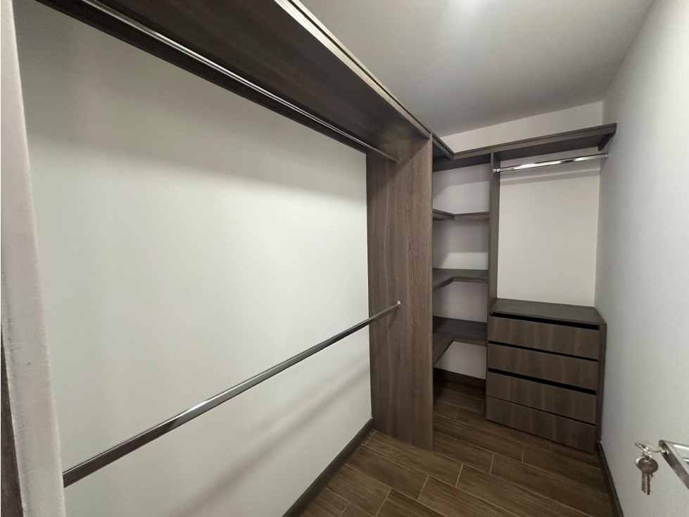T0923. Apartamento dúplex de 94mt2 en unidad cerrada de El Retiro — foto 6