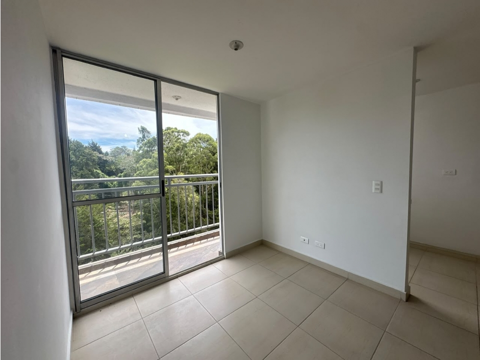 A0644. Apartamento de 48mt2 con excelente ubicación en Rionegro — foto 4