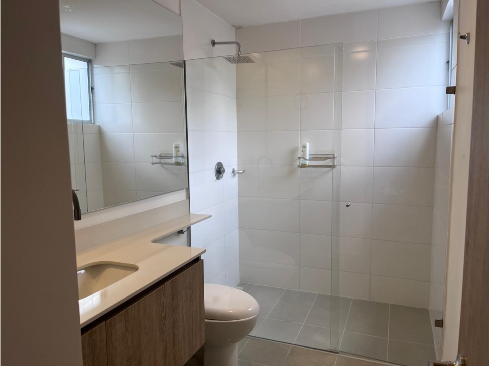 C0484. Casa unifamiliar 150mt2 en unidad cerrada con piscina La Ceja — foto 6