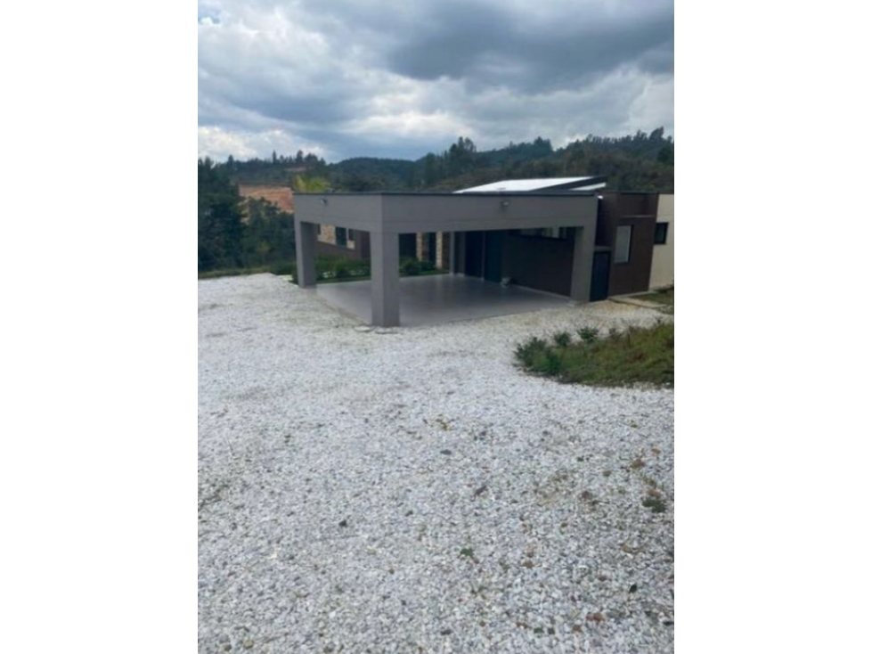 F0283. Finca con excelentes iluminación y espacios en El Retiro — foto 5