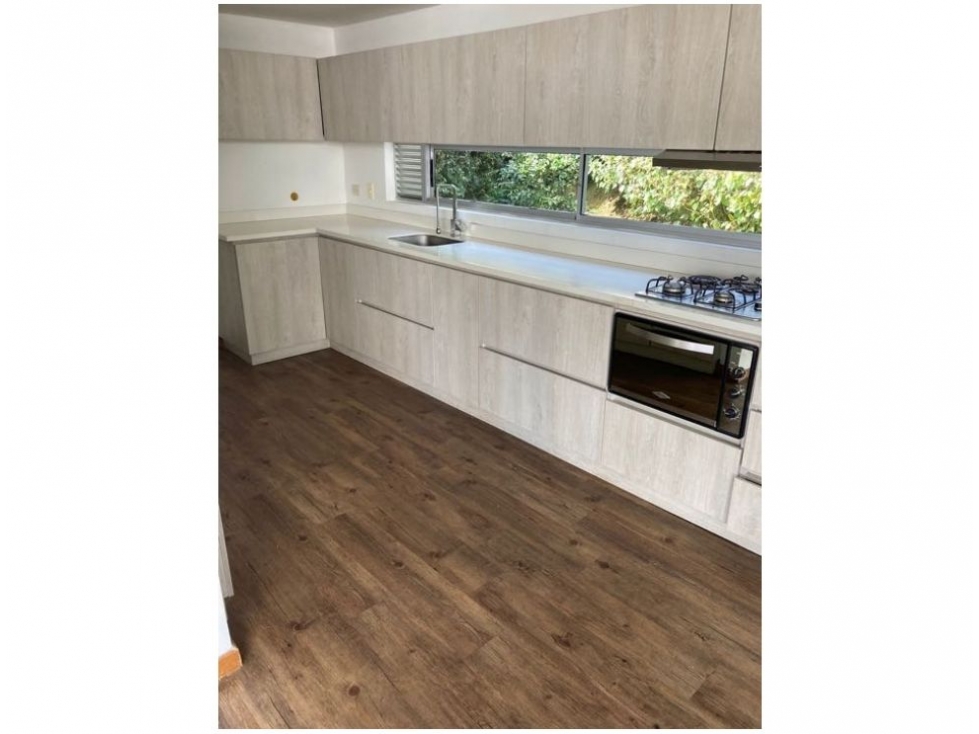 Casa unifamiliar en unidad cerrada exclusiva El Retiro  — foto 5