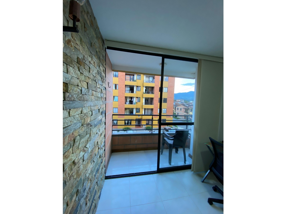A0428. Vendo! Apartamento con hermosos acabados en excelente ubicación — foto 3