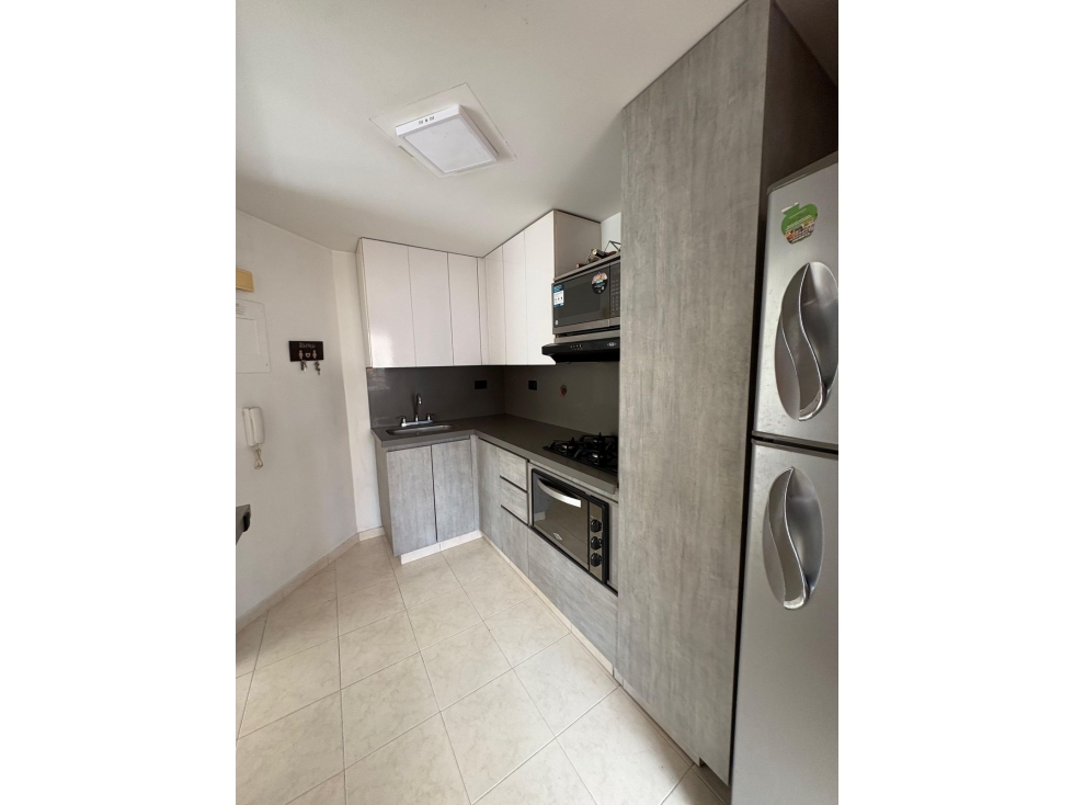 A0499. Vendo! Apartamento con terraza en unidad cerrada — foto 2