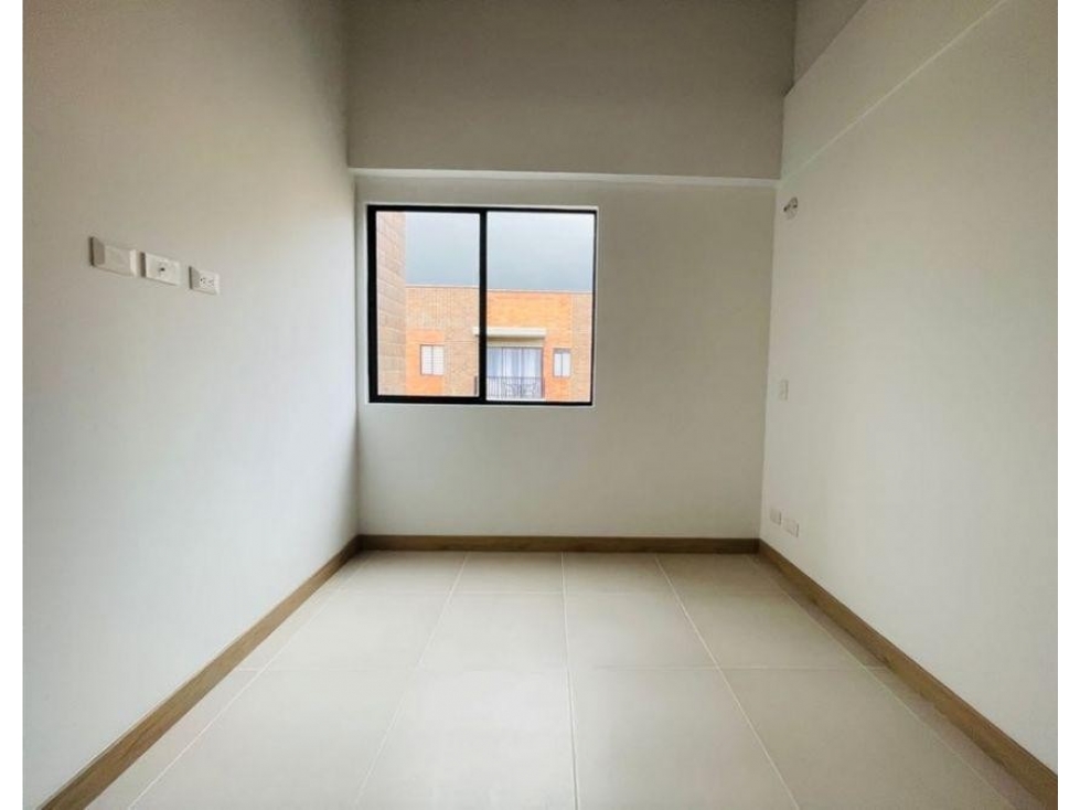 A0568.VENDO! Apartamento en zona central de La Ceja — foto 6