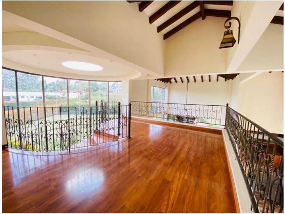 F0281. Vendo! Finca con acabados de lujo en Rionegro — foto 6