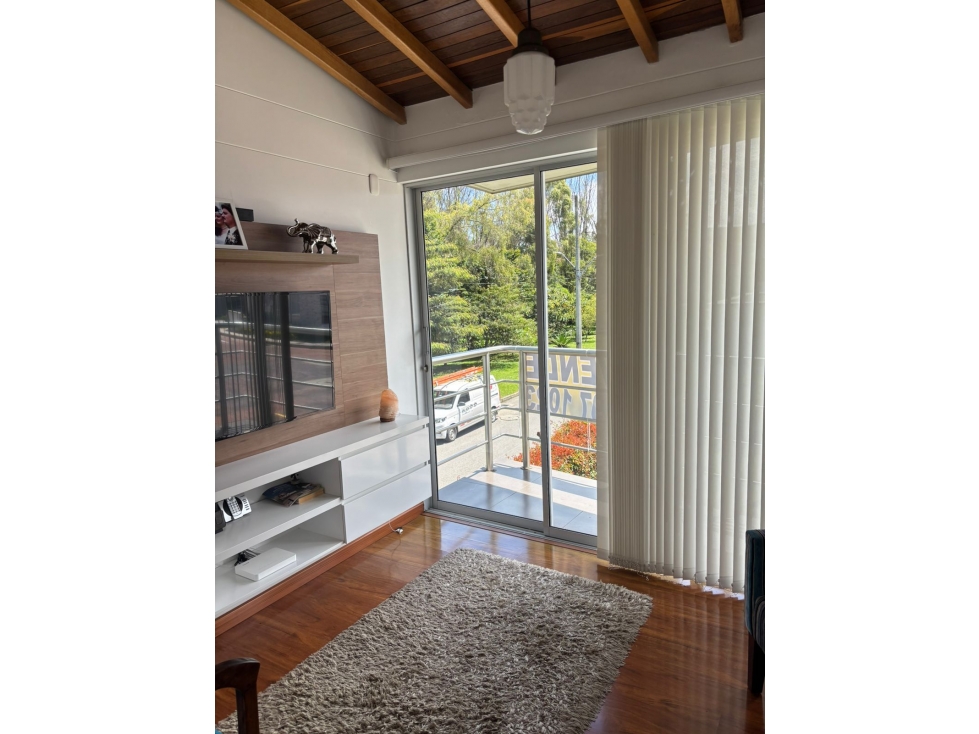 C0384. Vendo! Casa con acabados de lujo en unidad cerrada La Ceja — foto 6