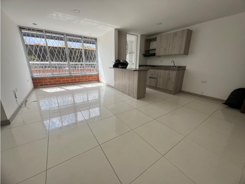 A0610.Apartamento primer nivel en unidad cerrada en La Ceja