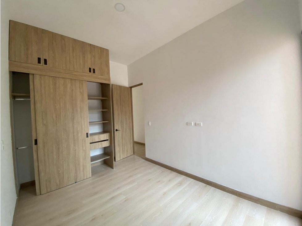 A0470. Vendo! Apartamento para estrenar con parqueadero — foto 6