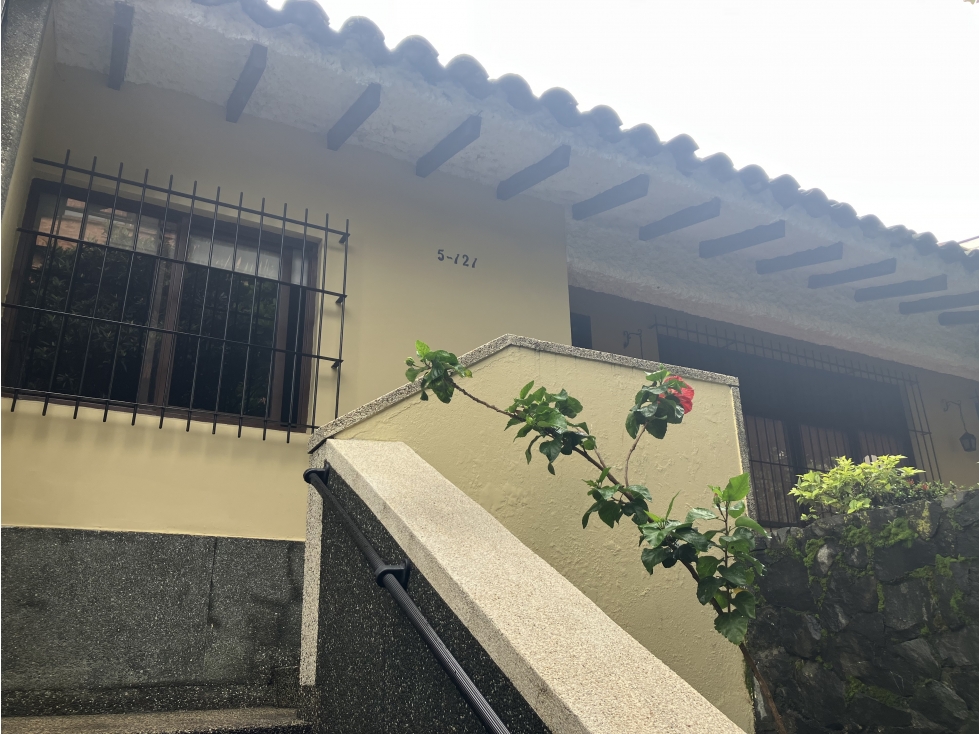( SC) Venta Casa Barrio Los Cristales