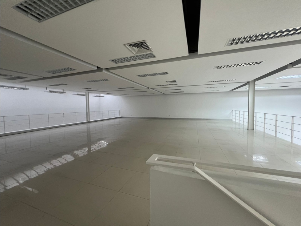(SC) Alquiler Local Comercial para Oficinas y Operacion Empresarial — foto 4