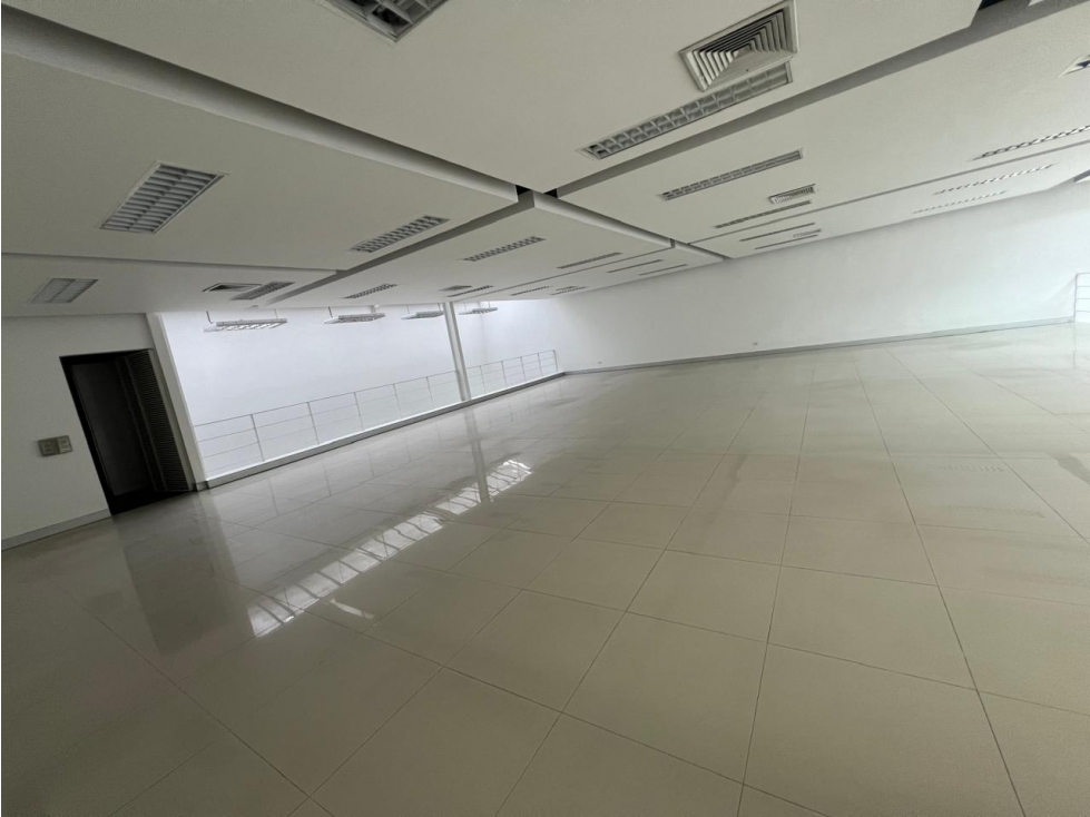 (SC) Alquiler Local Comercial para Oficinas y Operacion Empresarial — foto 6