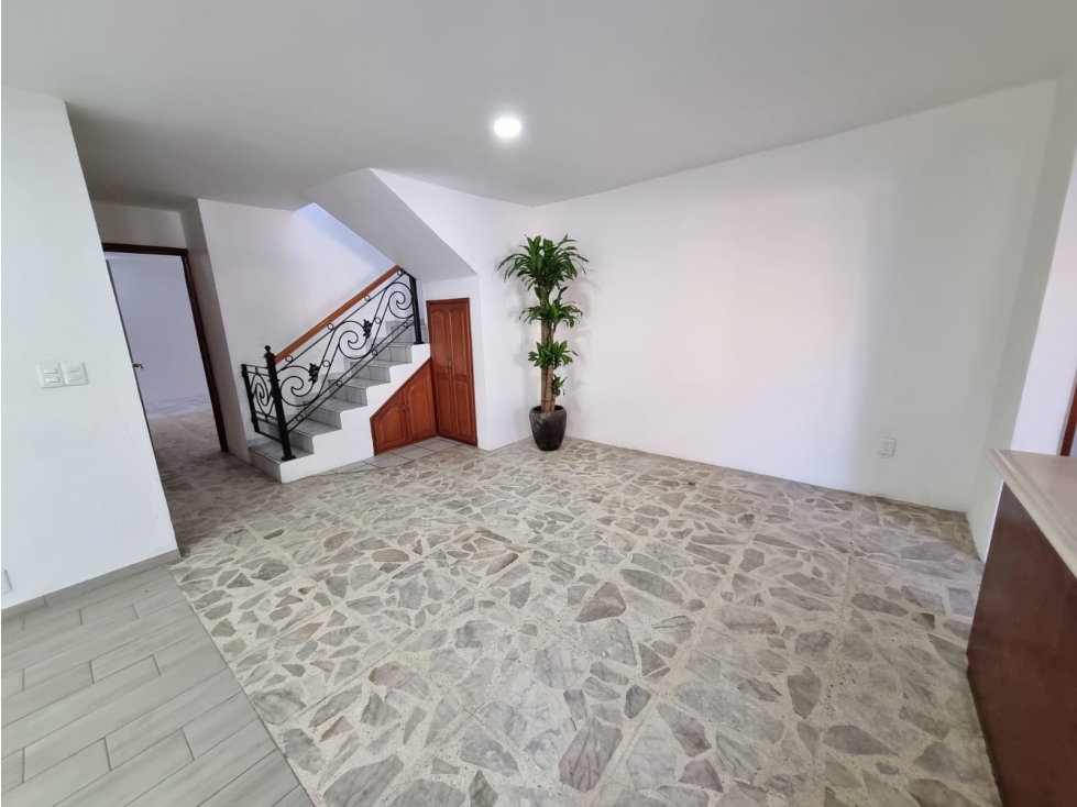 CASA EN VENTA EN LAS FUENTES EN ZAMORA, MICHOACÁN — foto 4