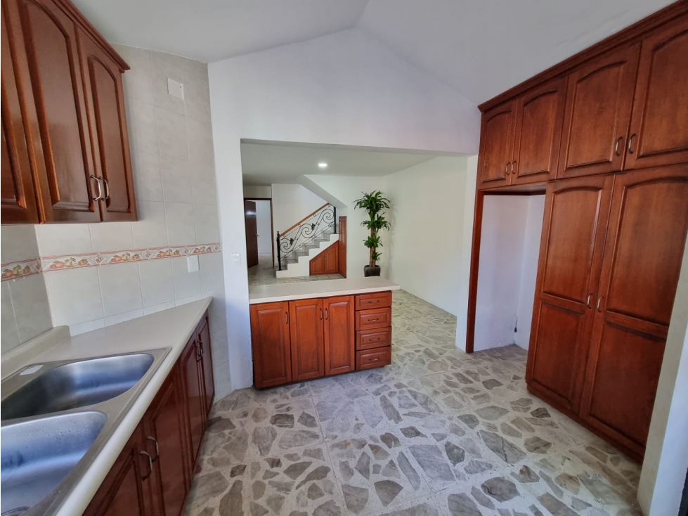 CASA EN VENTA EN LAS FUENTES EN ZAMORA, MICHOACÁN — foto 6