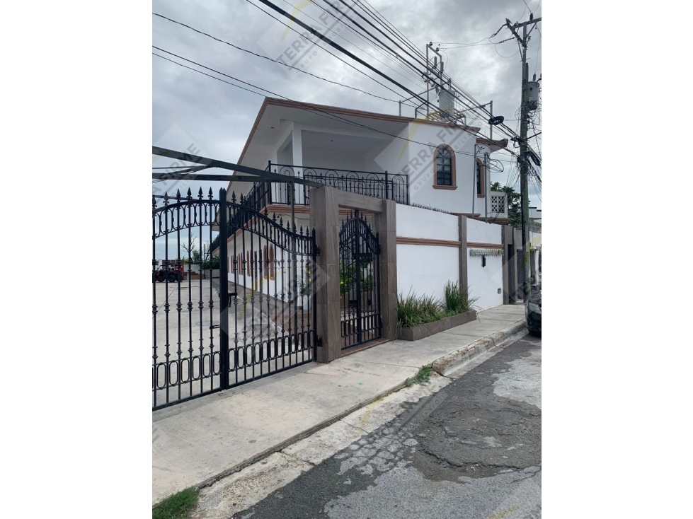 SE RENTA DEPARTAMENTO CUMBRES - 3