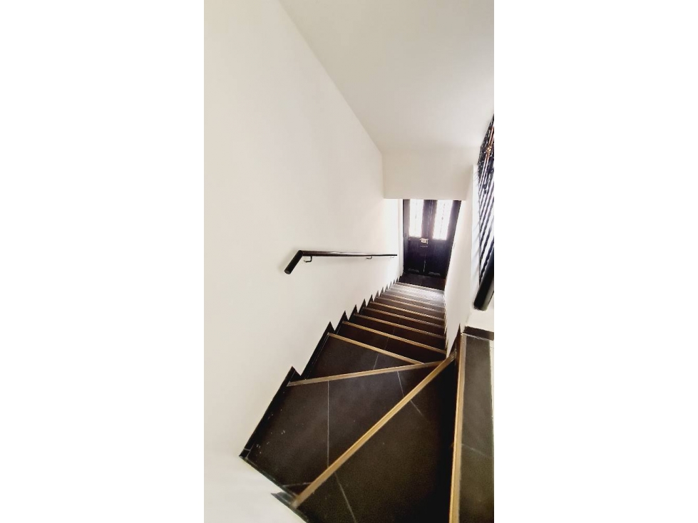 EN VENTA CASA DE 4 NIVELES EN SAMARIA II - 4