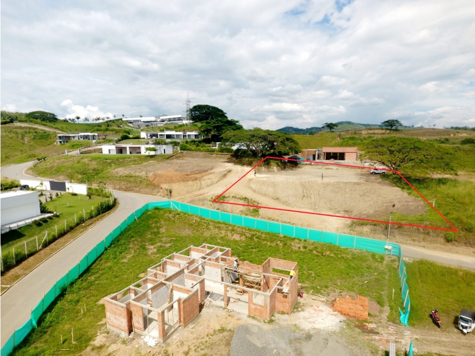 Lote en etapa 2 en Condominio El Cortijo, Vía Cerritos - 2